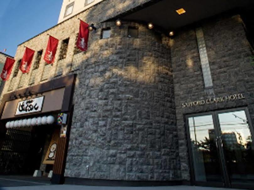 Sapporo Clark Hotel Bagian luar foto